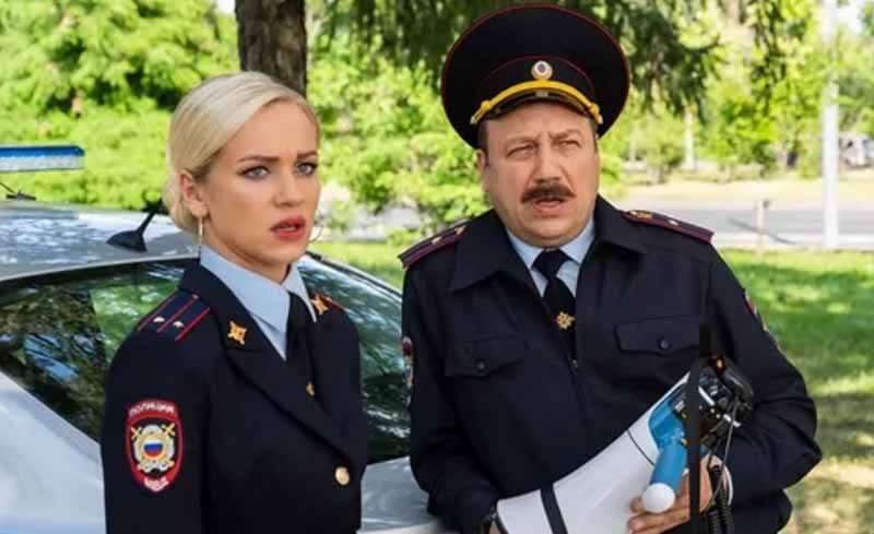 Дата выхода серий шоу в России нового 4 сезона Девушки с Макаровым