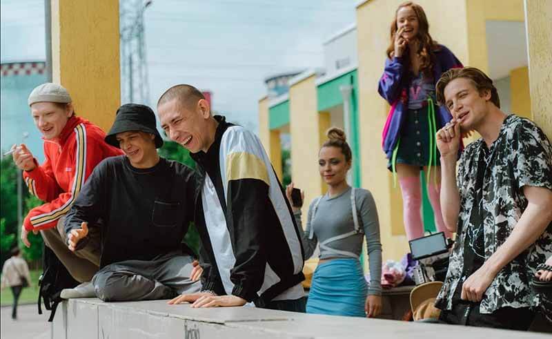 Дата выхода серий шоу в Россия нового 6 сезона Трудные подростки